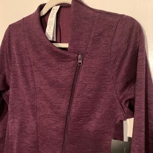 New Balance Jacket. NB Dry Line - Plum Like Color